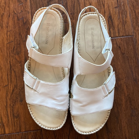 Naturalizer White Sandals 11 - Picture 2 of 11